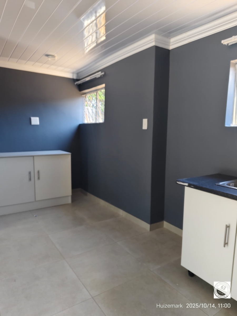 1 Bedroom Property for Sale in Sasolburg Ext 15 Free State